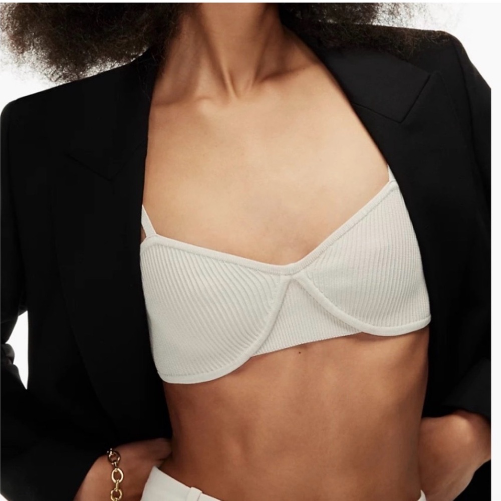 Aritzia Babaton Bra Top